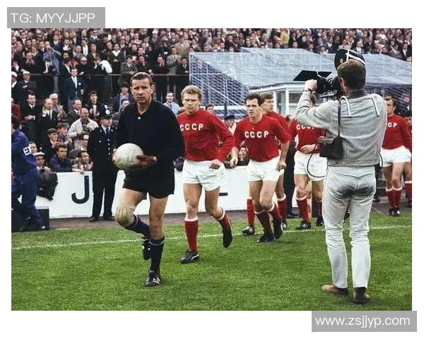 俄罗斯足球明星的辉煌历程与成就解析